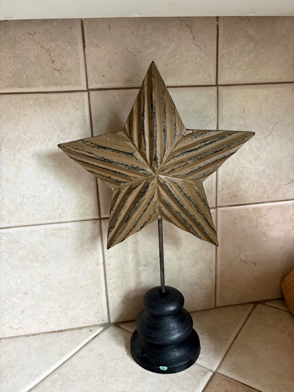 Rustic Star on Pedestal - Taupe and Black